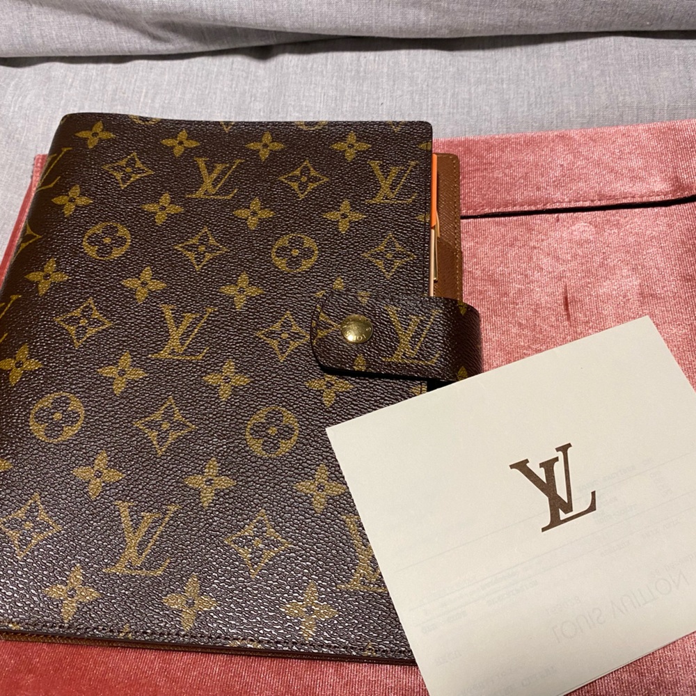 Authentic LV organizer